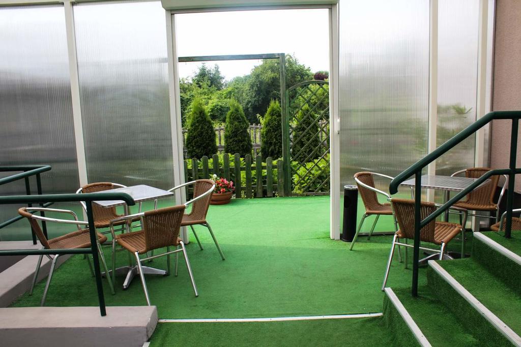 Hotel Atlantis Poznan Bagian luar foto